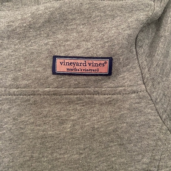 Vineyard Vines 1/4 Zip Sweatshirt - Picture 9 of 9